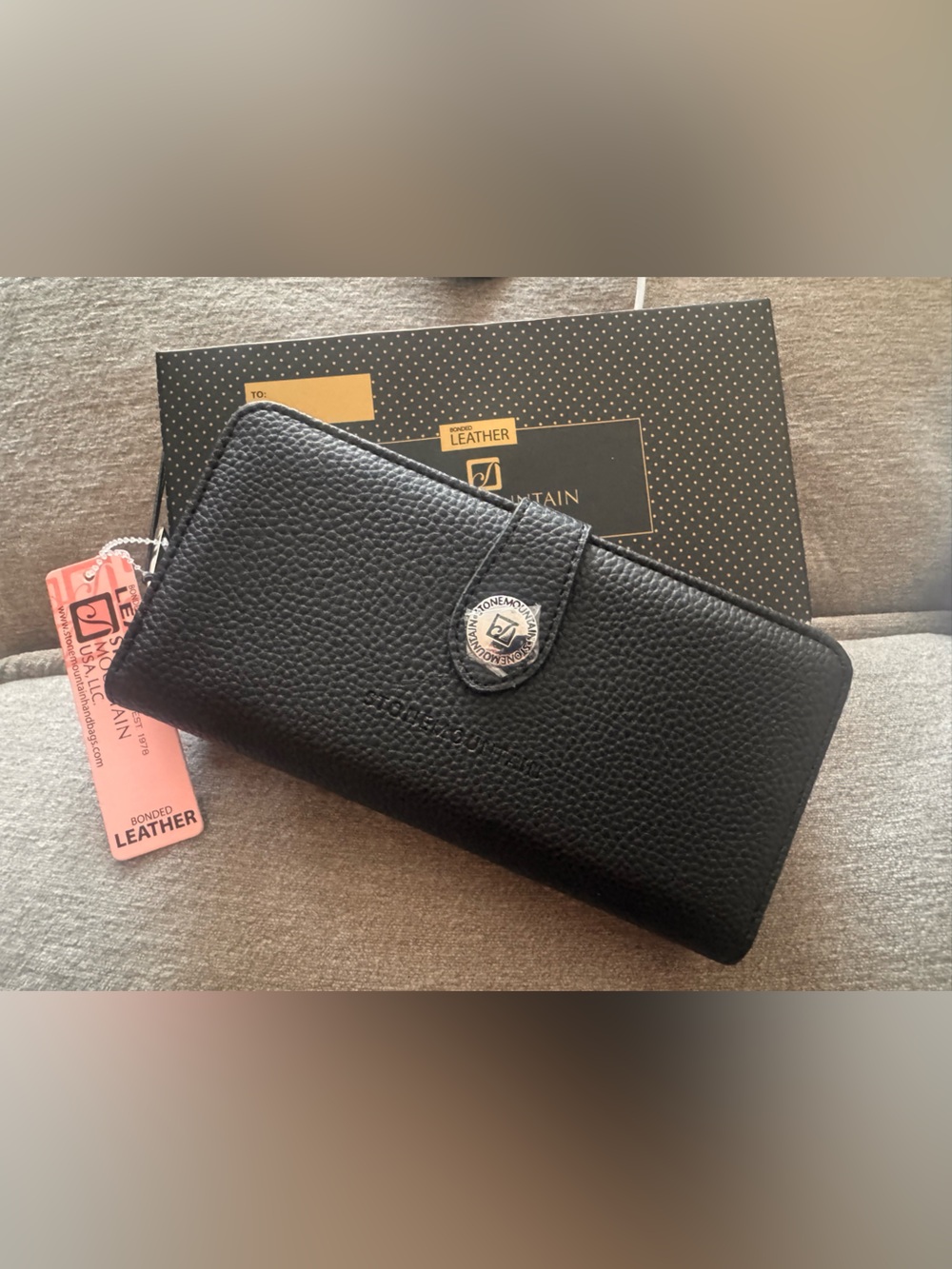 Stone Mountain Accessories Black Pebbled Leather Card & Key Holder